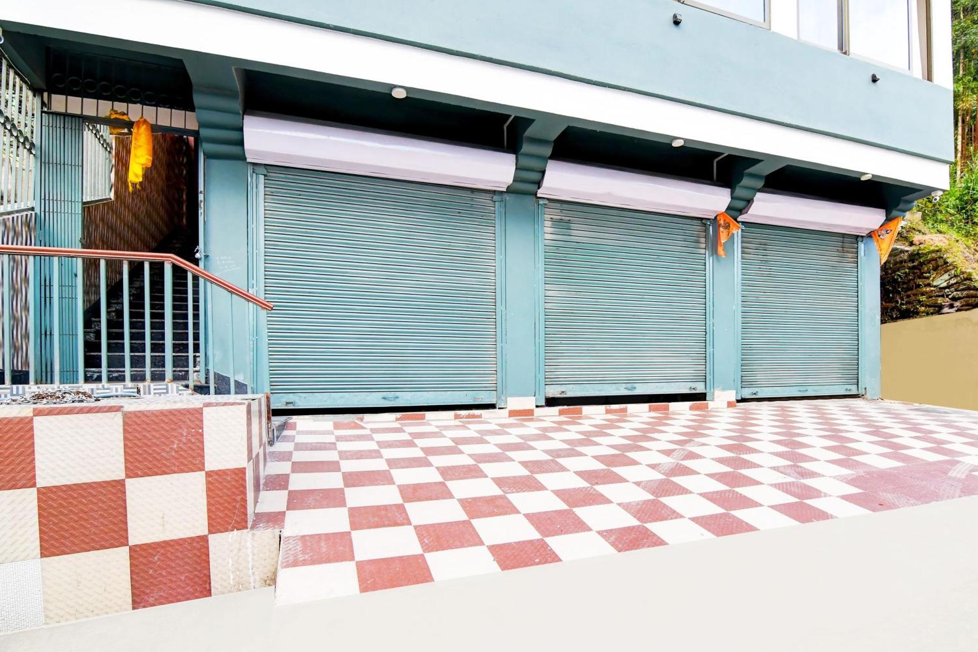 Super Townhouse Downtown Gangtok Hotel Exterior photo